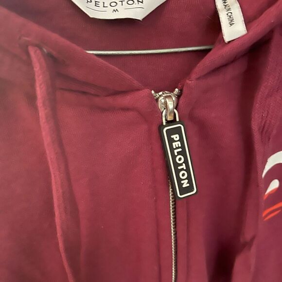 Peloton maroon zippered hoodie sz M - Picture 3 of 3